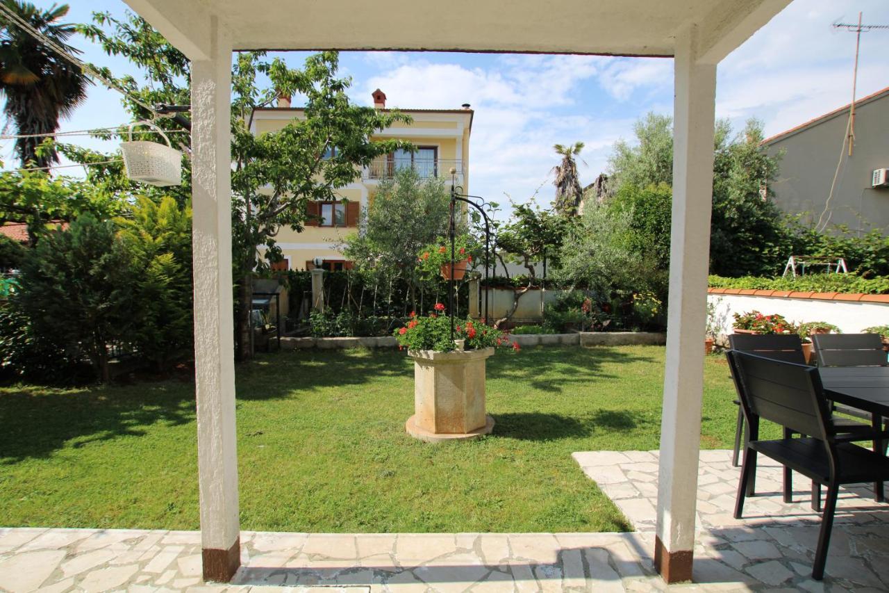 Apartment Sunny Garden Porec Exterior photo